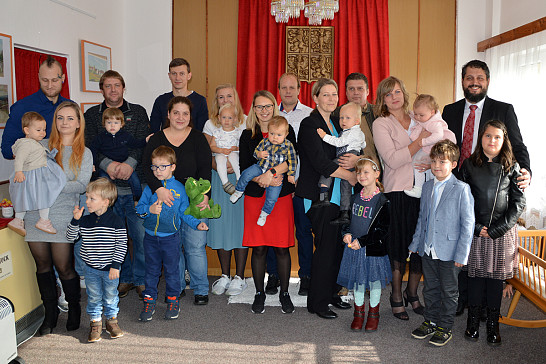 V  Myslívě  přivítali  nové  občánky 8.10.2022